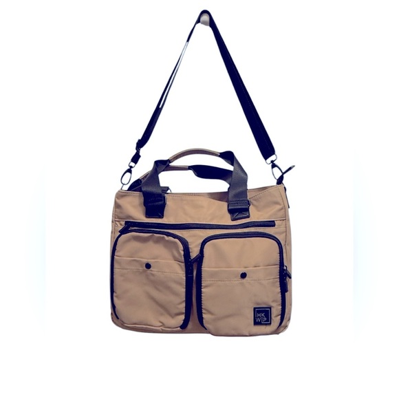 THE CARGO CATCHALL TOTE CAMEL with Black Accents in new conditions, screen pad - Picture 2 of 14